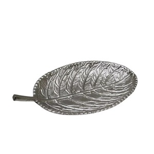 Creative Tabletop Metal Leaf Designed Platter for Jhumka Keys Storage Best Price Home Decor From Indian Manufacturer - Product Image 4