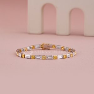 Brazalete de Diamantes de Oro Sólido de 10K, 14K y 18K con Diseño Elegante, Forma Princesa y Radiante, Diamantes Creados en Laboratorio para Saplier - Product Image 1