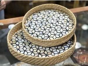 ถาดเสิร์ฟกาแฟไม้เคลือบอีพ็อกซี่เรซิ่น ดีไซน์โดดเด่น สวยงาม เป็นมิตรกับสิ่งแวดล้อม ของตกแต่งบ้านและเครื่องครัว - Product Image 6