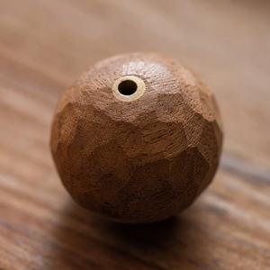 Porte-encens en bois d'acacia fait main de luxe en forme de boule, finition lisse, écologique, pour la décoration et l'aromathérapie, artisanat Orion - Product Image 3