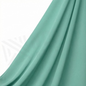 ผ้าคลุมไหล่ชีฟองสีพื้นสำหรับผู้หญิง สีเขียวมิ้นท์ ผ้าพันคอสำหรับใช้ในชีวิตประจำวัน เนื้อผ้าบางเบา สไตล์ชาติพันธุ์ - Product Image 3
