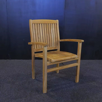 Silla de Jardín Apilable Odia Moderna de Madera de Teca Sólida, Acabado Pulido, No Requiere Ensamblaje