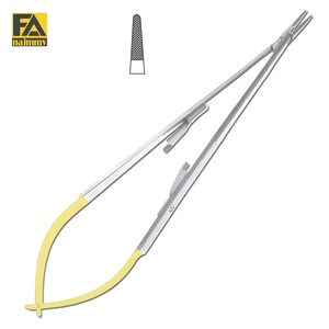 Porte-aiguilles Castroviejo TC personnalisé, instruments de haute qualité, les plus tendances, avec vos propres logos - Product Image 1