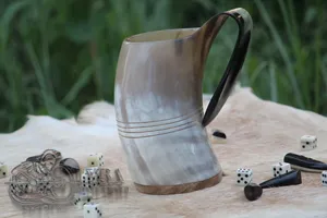 Chope en corne authentique fabriquée à la main avec des motifs gravés sur mesure, matériaux naturels de qualité supérieure - Product Image 6