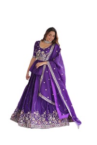 Ensemble Lehenga Choli traditionnel indien pour femmes, de qualité supérieure, avec dentelle unie, sequins et broderies, respirant, prêt-à-porter, robe Garba, nouveauté - Product Image 4
