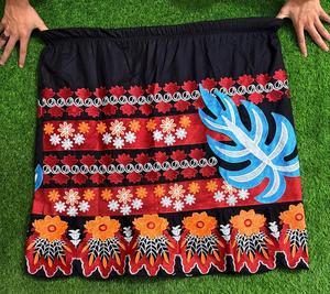 Dernières créations de jupes à imprimé floral pour femmes polynésiennes de Micronésie avec dentelle - Product Image 6