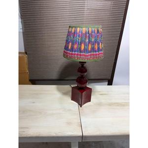 Lámpara de Mesa Tradicional Hecha a Mano con Pantalla de Tela Floral, Decoración para Dormitorio, Precio al por Mayor, Multicolor - Product Image 3