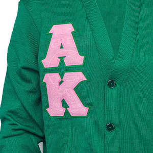 Cardigan en acrylique tricoté vert pour homme, pulls pour femme, avec lettrage AKA grec rose, manches rayées, col en V, boutons sur le devant - Product Image 5