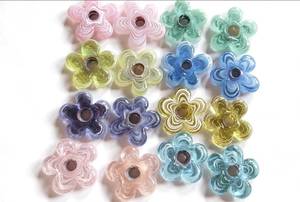 Perles de verre Murano pastel kawaii en gros, transparentes, en forme de fleur à 5 pétales, style japonais, pour la fabrication de bijoux DIY - Product Image 5