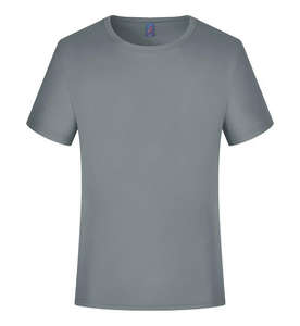 T-shirt décontracté OEM, t-shirts unis en polyester doux, impression personnalisée, logo par sublimation, t-shirt unisexe à séchage rapide pour hommes - Product Image 4