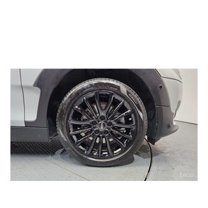 Mini Clubman Classic 2024/1 18.473 km Volante a la Izquierda Asientos de Cuero Emisión Euro V Cámara Trasera - Product Image 5