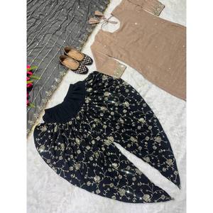 Conjunto de ropa de fiesta de diseñador para mujer Top elegante Dhoti Salwar Dupatta - Product Image 2