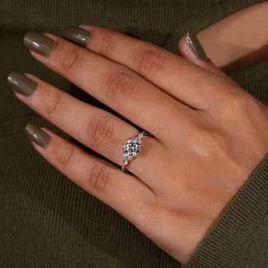 Anillo de compromiso de oro macizo de 18 quilates certificado por IGI con Marquesa, siete piedras, corte redondo, Diamante cultivado en laboratorio, regalo de boda para fiestas - Product Image 2