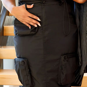 T-shirt brodé en chenille Big D Delta, en coton premium, vêtement de sororité grecque DST, T-shirt noir tendance - Product Image 3