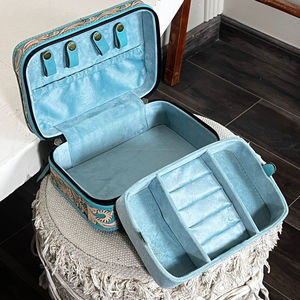 High Quality <b>Tooled</b> Genuine Cowhide <b>Leather</b> Zipper Closure Durable Storage Box Western Style Jewelry Organizer Cases for Women - Product Image 6