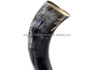 Corne à boire Viking fabriquée à la main avec support support en cuir de corne naturelle polie pour hydromel bière vin Unique Animal Style Souvenir - Product Image 3