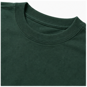 Camiseta de Manga Corta para Hombre, Cuello Redondo, Oversize, de Algodón Peinado Verde Pino, Modelo MTS-OVR-0017 - Product Image 5
