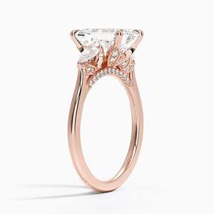 Bague de fiançailles en or 14K/18K avec trois diamants de laboratoire taille émeraude, accentués par des pierres rondes et en forme de poire, pour femme, bijoux de luxe pour mariage - Product Image 5