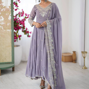 ชุดกาวน์สำเร็จรูปพรีเมี่ยมชุดผ้าซาตินสองชั้นประดับเลื่อมและงานปัก zari - Product Image 1