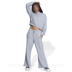 Ensemble de survêtements pour femmes, couleur gris, vêtements décontractés, coupe confortable, meilleure qualité, hauts courts pour femmes, sweats à capuche et ensembles de pantalons - Product Image 1