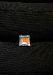 Piedra lunar arcoíris de Madagascar, corte cuadrado. Impresionante fuego naranja con juego de colores. - Product Image 2