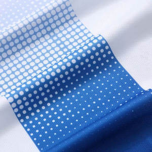 Uniforme de football de qualité supérieure 100% polyester, extensible dans quatre directions et à séchage rapide, personnalisable, pour adultes unisexes - Product Image 3