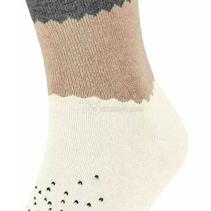 Chaussettes en coton pour hommes, respirantes, couleur unie, chaudes pour l'hiver, décontractées, avec revers tricoté, logo personnalisé, marque OEM, vente en gros, fabriquées au Pakistan - Product Image 5