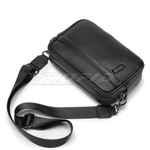 กระเป๋าสะพายข้างสำหรับเดินทางกลางแจ้ง กระเป๋าสะพายไหล่แบบปรับได้ น้ำหนักเบา ทนทาน สำหรับใช้ในชีวิตประจำวัน กระเป๋าสะพายข้างน้ำหนักเบา - Product Image 4