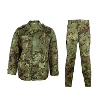 Prêt à expédier en gros uniforme de camouflage tactique pour l'entraînement Trekking bataille assaut chaud imperméable respirant caractéristiques