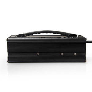 <span class=keywords><strong>Chargeur</strong></span> de batterie au plomb XT80 48v15a 36v18a pour <span class=keywords><strong>tracteur</strong></span> de remorquage de chariot élévateur de golf <span class=keywords><strong>avec</strong></span> FCC SAA TUV <span class=keywords><strong>avec</strong></span> écran OLED - Product Image 3