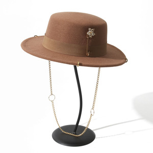 Sombrero Fedora marrón de ala ancha con pin de flor y cadena para mujer, ropa informal de primavera y verano, estilo europeo - Product Image 2
