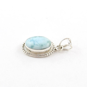 Colgante unisex de plata de ley 925 con larimar azul, estilo bohemio, tribal, gipsy, nómada, viajero, para meditación espiritual y yoga. - Product Image 1
