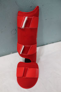 Espinilleras de Béisbol de Alta Calidad con Correa Elástica de Compresión y Acolchado Protector de Piernas para Béisbol y Sóftbol - Product Image 5