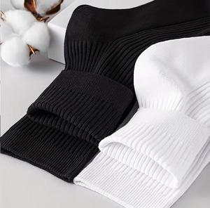 Chaussettes épaisses pour hommes, noires unies, en polyester tricoté, respirantes, douces, pour usage quotidien, style sport, saison estivale - Product Image 5