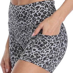 Meilleur fournisseur Shorts de sport pour femmes à taille haute, respirants, pour le yoga ou la salle de sport, design streetwear pour une utilisation en extérieur, quantité en gros - Product Image 3