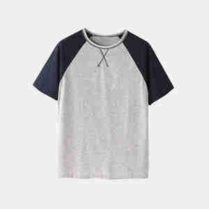 Conjunto de Camiseta de Manga Corta y Pantalones Cortos para Mujer, Verano 2026, con Logotipo Personalizado, Estampado de Letras, Ropa Tejida Transpirable para Hombre - Product Image 2