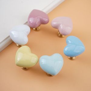 ลูกบิดตู้เสื้อผ้าโบราณสำหรับตู้เสื้อผ้า ลูกบิดทรงกลมทำจากโลหะผสมสังกะสี มือจับเฟอร์นิเจอร์สไตล์วินเทจ ลูกบิดตู้เสื้อผ้าโลหะผสม - Product Image 4