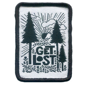 Parche Bordado Termoadhesivo Rectangular con Diseño 'Get Lost Forest' para Regalos - Product Image 1