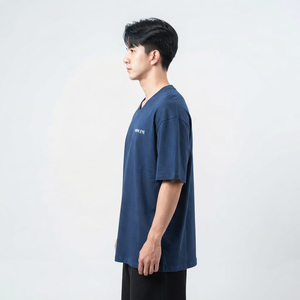 T-shirt pour homme à col en V uni, coupe ajustée, respirant, en coton mélangé doux, manches courtes, décontracté, personnalisable - Product Image 5