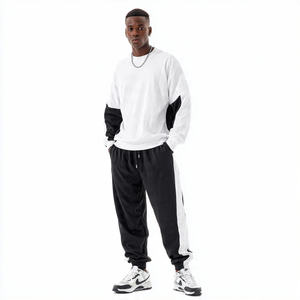 Ensemble de survêtement cargo baggy unisexe pour l'hiver, sweat-shirt à épaules tombantes et pantalon cargo à jambes larges - Product Image 4