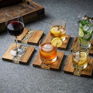 Ensemble de sous-verres carrés modernes en résine et bois, faits à la main, pour table basse, salle à manger et décoration intérieure - Product Image 6
