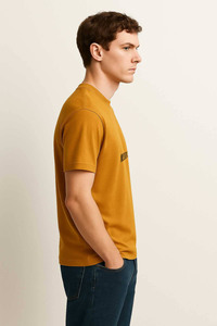 เสื้อยืดคอกลมพิมพ์ลายตามสั่งสำหรับผู้ชาย เนื้อผ้าแคนวาสระบายอากาศ แห้งเร็ว เป็นมิตรกับสิ่งแวดล้อม สวมใส่สบายในชีวิตประจำวัน - Product Image 3