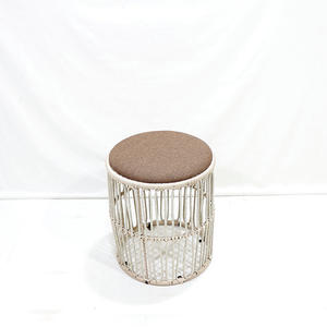 Mesa Redonda Comehome de Hierro, Plástico y Madera con Cuerda, Tejida a Mano, con Cubierta Acolchada Gris - Product Image 3