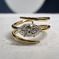 Bague de luxe en argent sterling 925 avec diamant moissanite taille marquise glacé pour femme