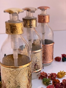 Juego de 3 Dispensadores de Vidrio con Bomba de Metal para Loción, Perfectos para Eventos en Casa, Banquetes y Fiestas, Venta al por Mayor desde India - Product Image 2