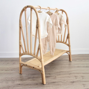 Armoire ouverte pour vêtements, présentoir en rotin écologique pour vêtements d'enfants, porte-vêtements pour enfants - Product Image 5