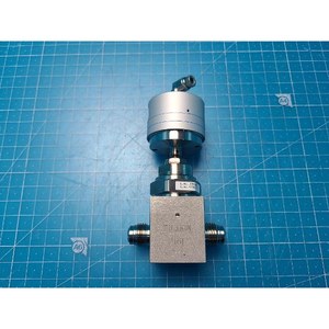 Vanne à diaphragme FUJIKIN 316L 473631 haute pureté, utilisée comme pièce détachée pour équipement semi-conducteur Legacy - Product Image 4