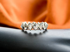 Anillo de Plata de Ley 925 con Cuarzo Rutilado Negro Natural, Corte Pera, Estilo Elegante, Noir Essence - Product Image 2