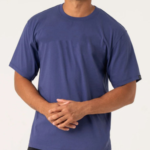 T-shirt à manches courtes col rond bleu marine pour homme, 100% coton jersey, coupe classique avec logo en lettres sur le devant, style décontracté - Product Image 3