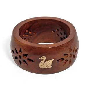 Bracelet en bois de Sheesham incrusté de laiton, bijoux en bois d'inspiration naturelle, bracelet de poignet, bijoux bohèmes imposants et larges - Product Image 5